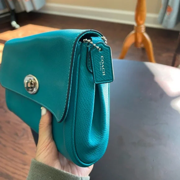 Coach LEATHER CROSSBODY /shoulder bag /NWT/purses - Picture 5 of 10